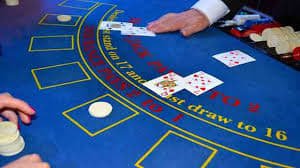 kuatbet288 mobile app interface showing live dealer table on Android smartphone